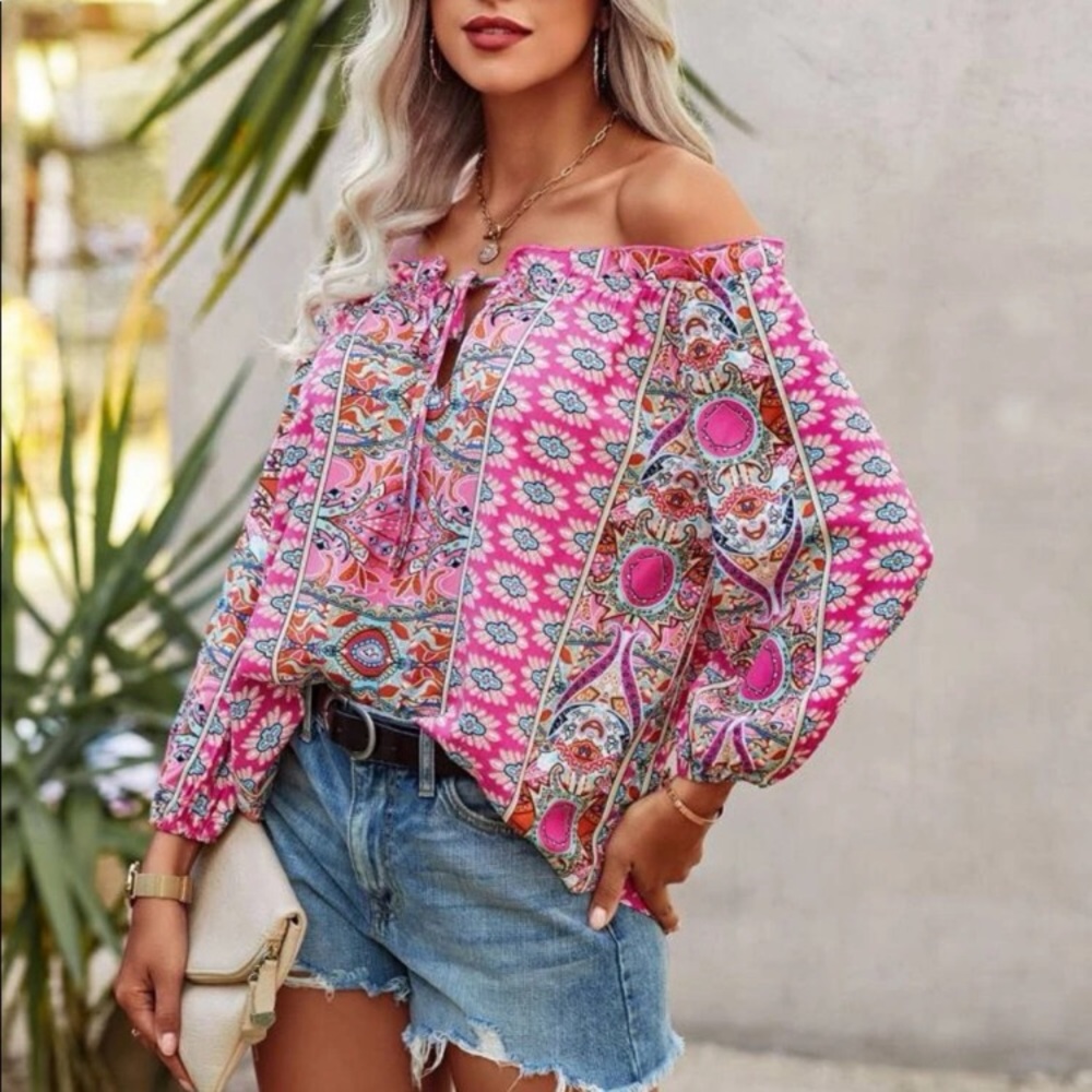 Boho pink random designs. on or off the shoulder Pink, turquoise, blue, white - Picture 1 of 14